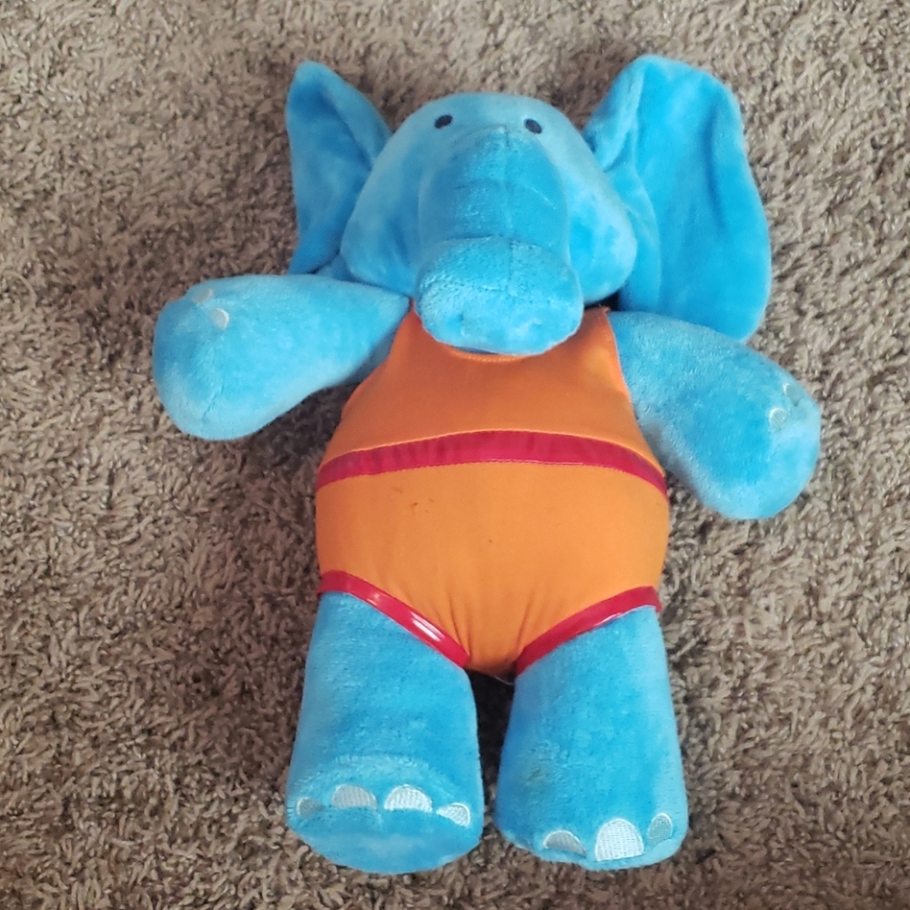 Disney Big Top Friends plush Elephant - Picture 1 of 5